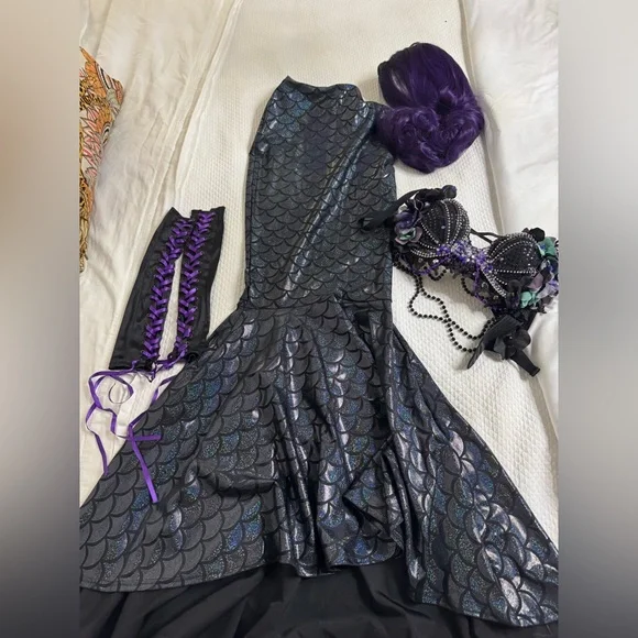 Mermaid costume - Picture 3 of 3